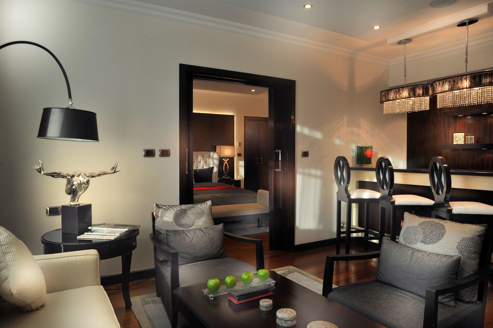 Sun - The Gabriel Hotel